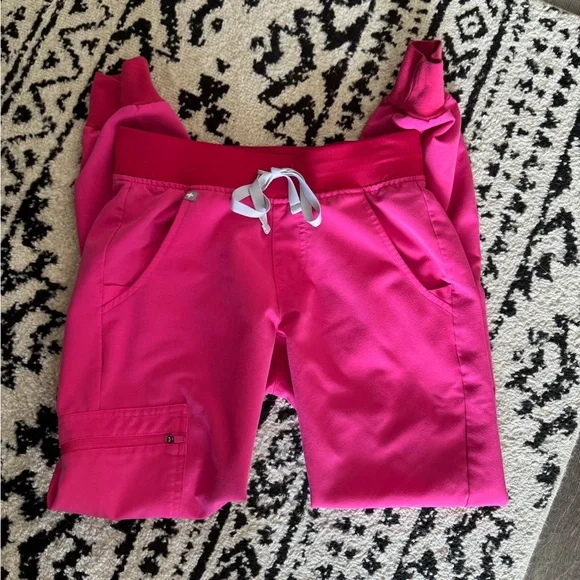 Figs Hot Pink Scrub Set XXS - Picture 3 of 3